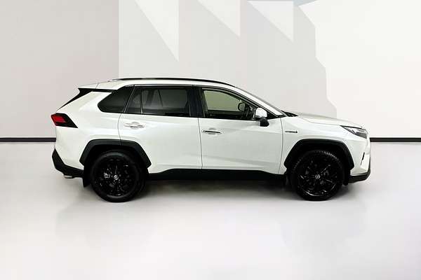 2022 Toyota RAV4 CRUISER (2WD) HYBRID AXAH52R