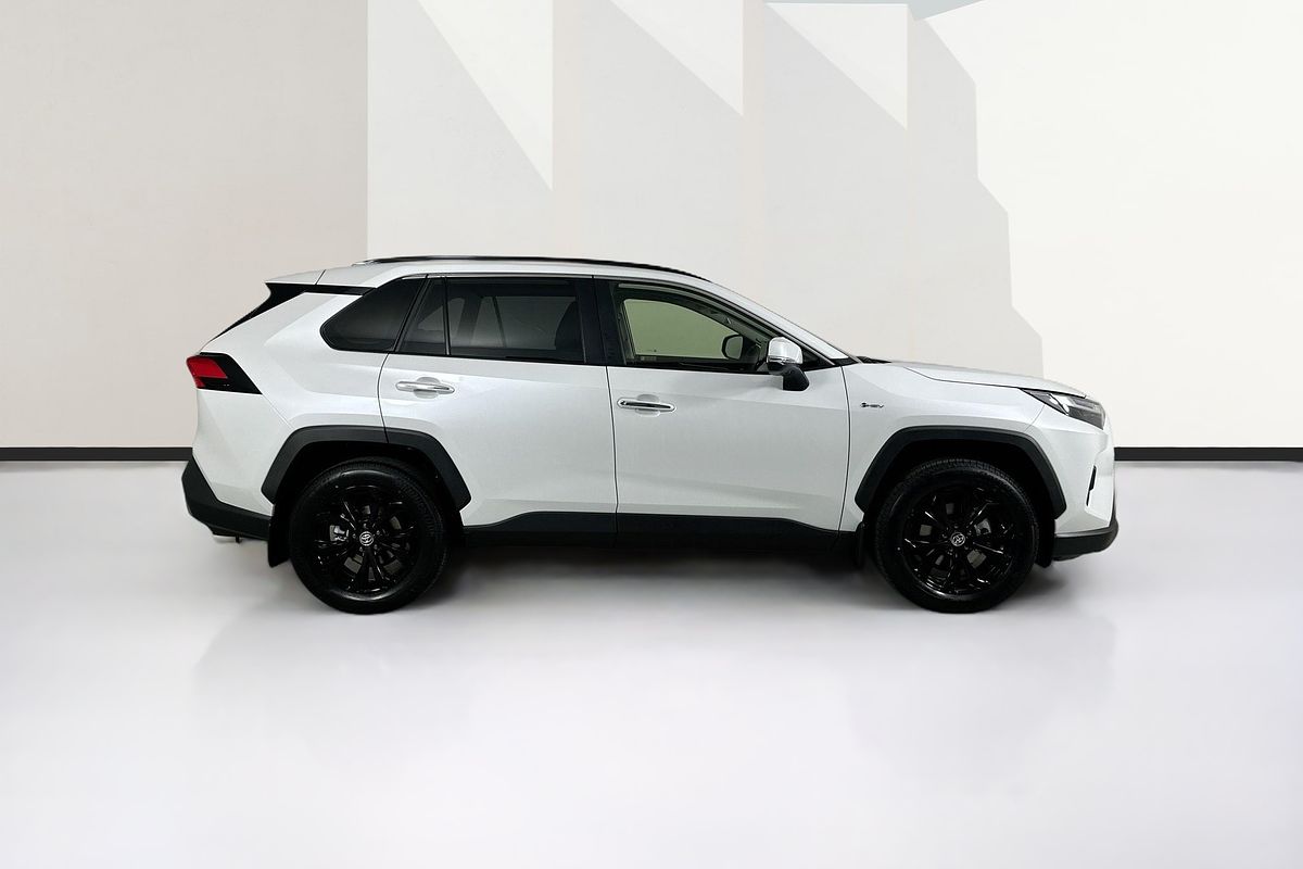 2025 Toyota RAV4 CRUISER (2WD) HYBRID AXAH52R