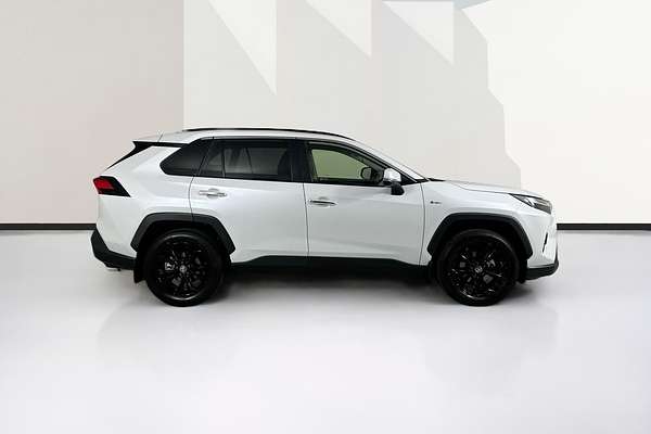 2025 Toyota RAV4 CRUISER (2WD) HYBRID AXAH52R