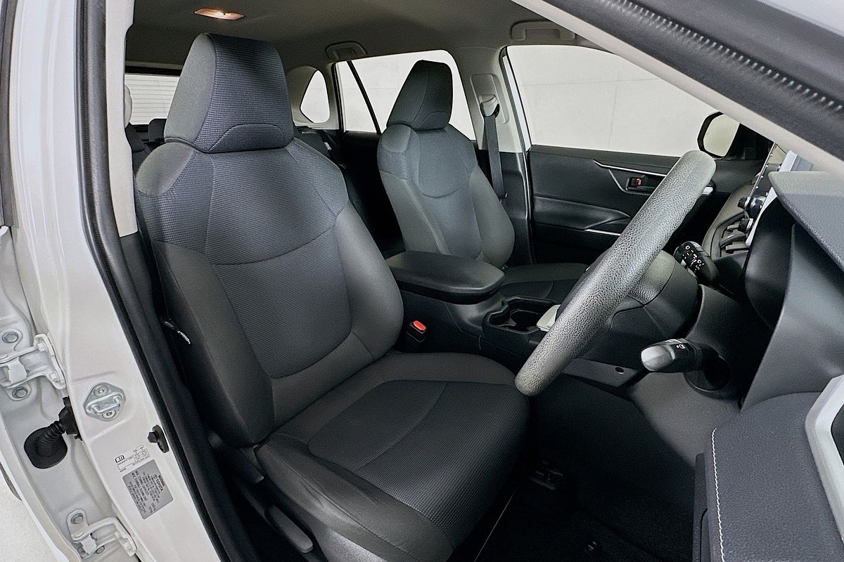 2020 Toyota RAV4 GX (2WD) HYBRID AXAH52R