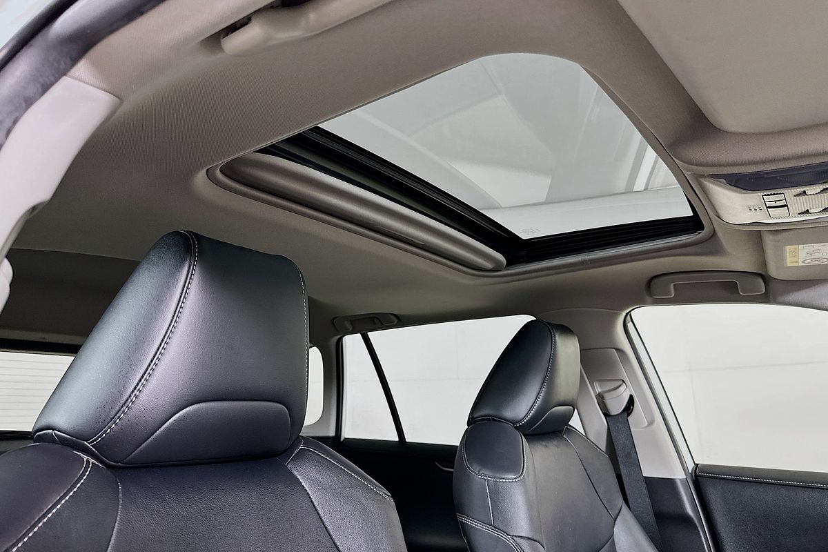 2020 Toyota RAV4 CRUISER (2WD) HYBRID AXAH52R