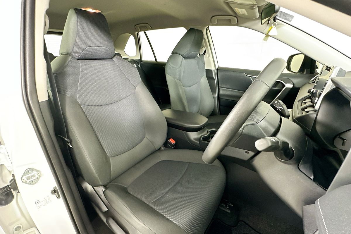2021 Toyota RAV4 GX (2WD) HYBRID AXAH52R