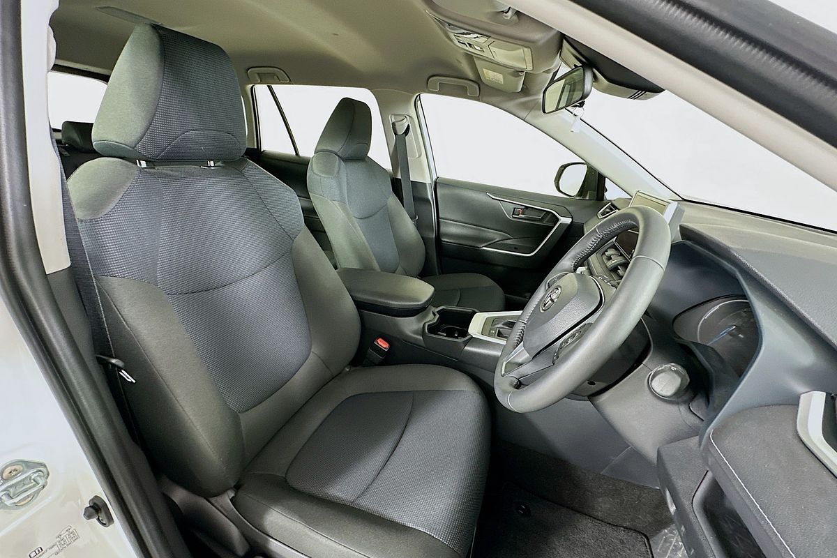 2025 Toyota RAV4 GX (2WD) HYBRID AXAH52R