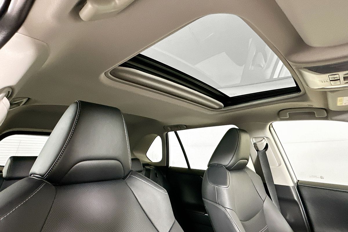 2025 Toyota RAV4 CRUISER (2WD) HYBRID AXAH52R