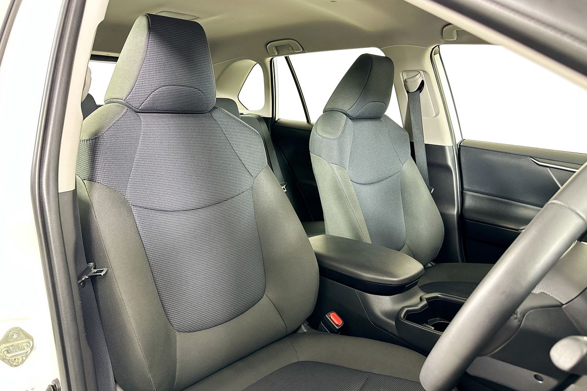 2024 Toyota RAV4 GX (2WD) HYBRID AXAH52R