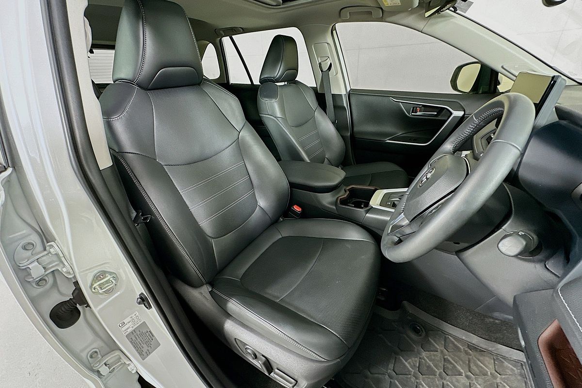2023 Toyota RAV4 CRUISER (2WD) HYBRID AXAH52R