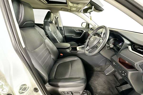 2022 Toyota RAV4 CRUISER (2WD) HYBRID AXAH52R