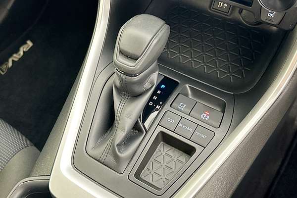 2024 Toyota RAV4 GX (2WD) MXAA52R