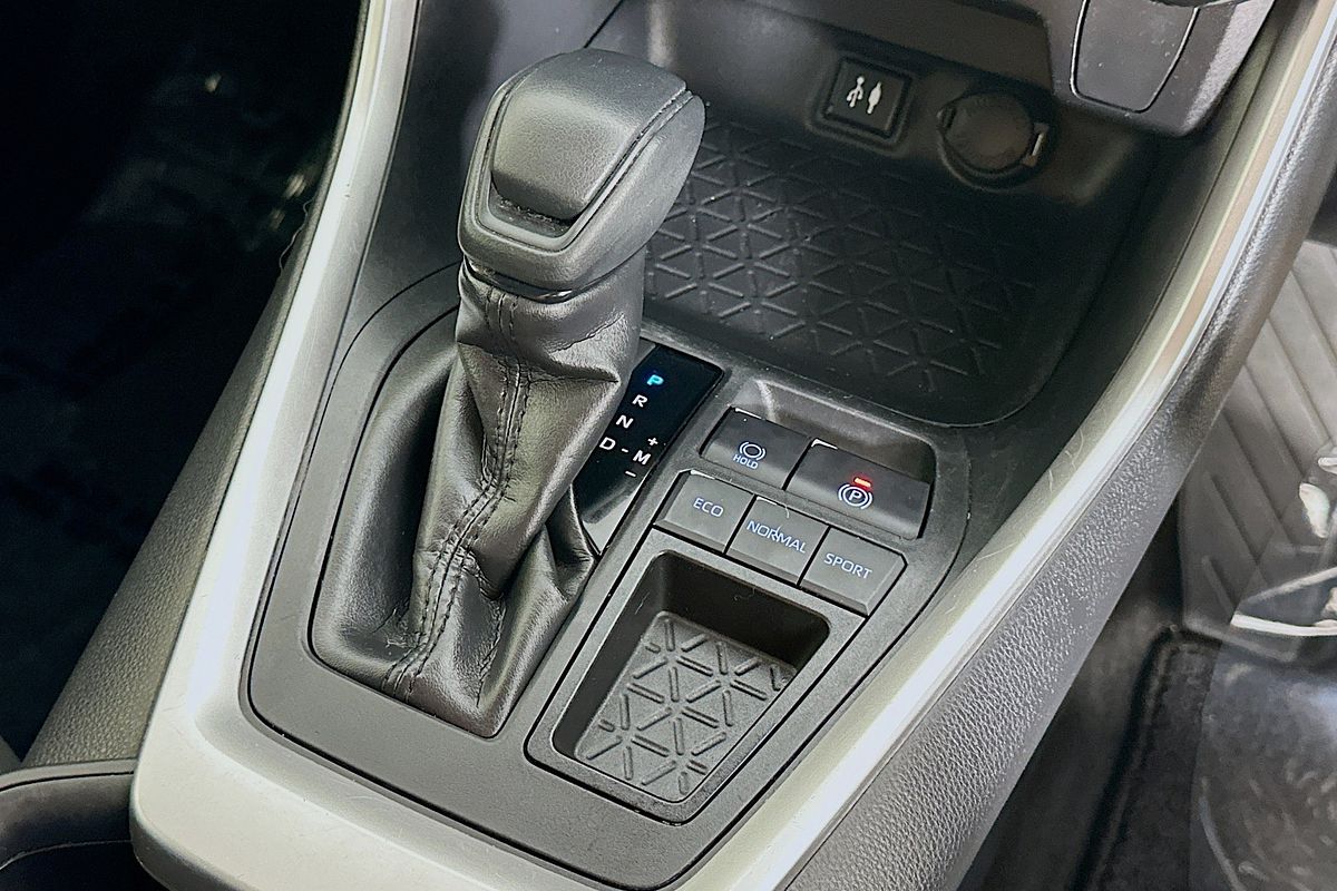 2019 Toyota RAV4 GX MXAA52R