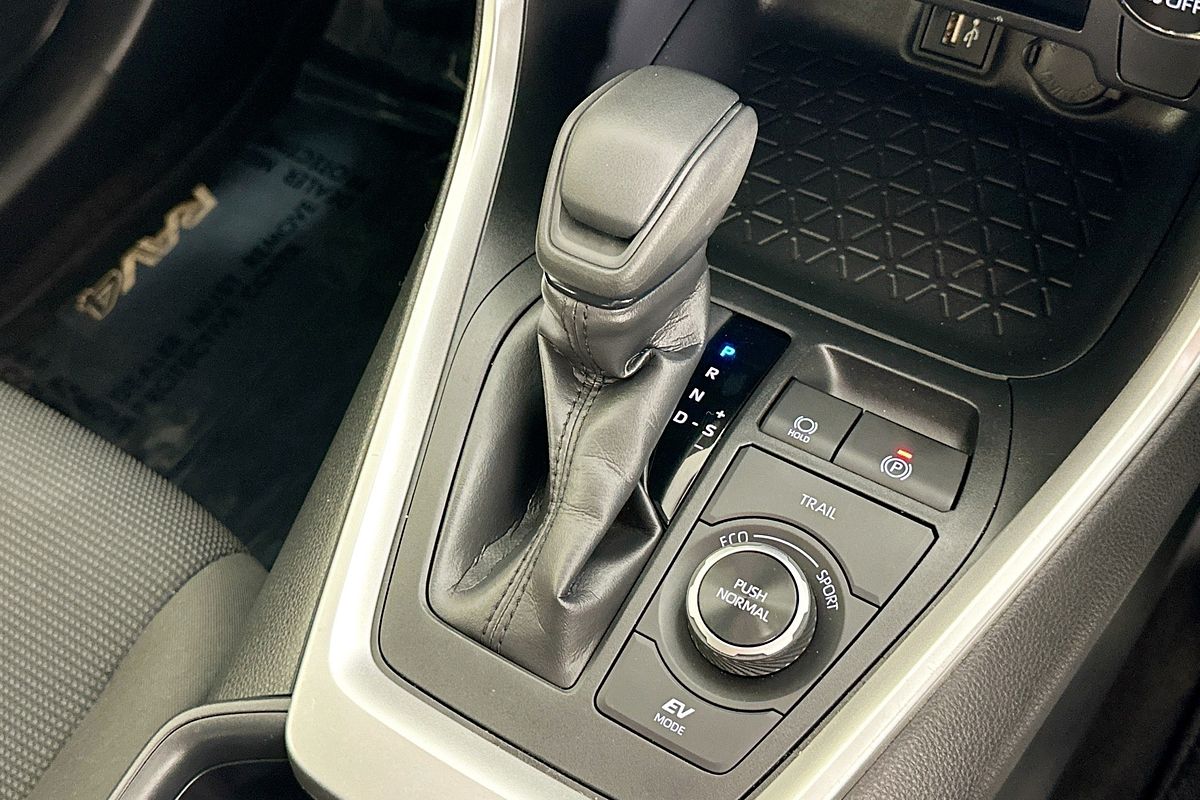 2024 Toyota RAV4 GX (AWD) HYBRID AXAH54R