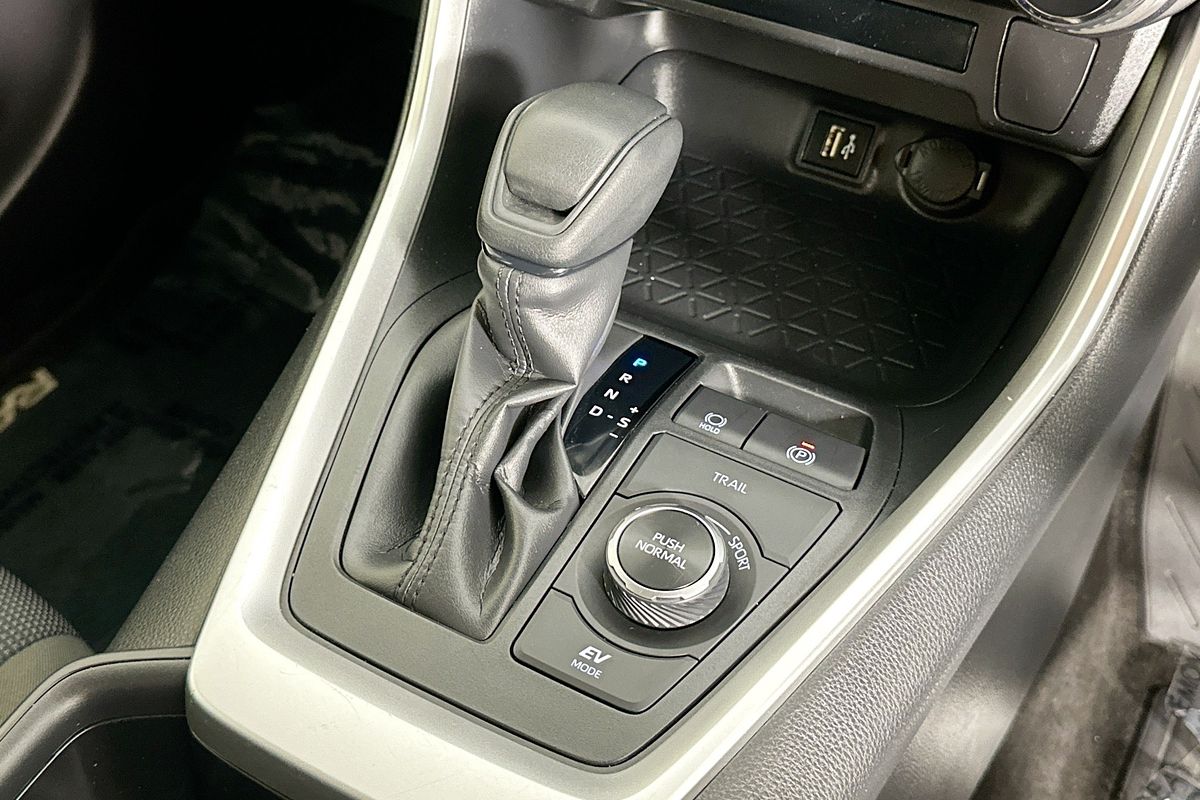 2024 Toyota RAV4 GX (AWD) HYBRID AXAH54R