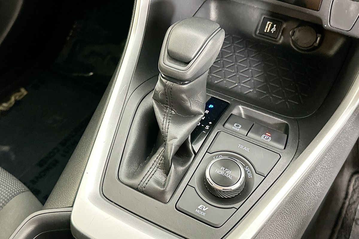 2024 Toyota RAV4 GX (AWD) HYBRID AXAH54R