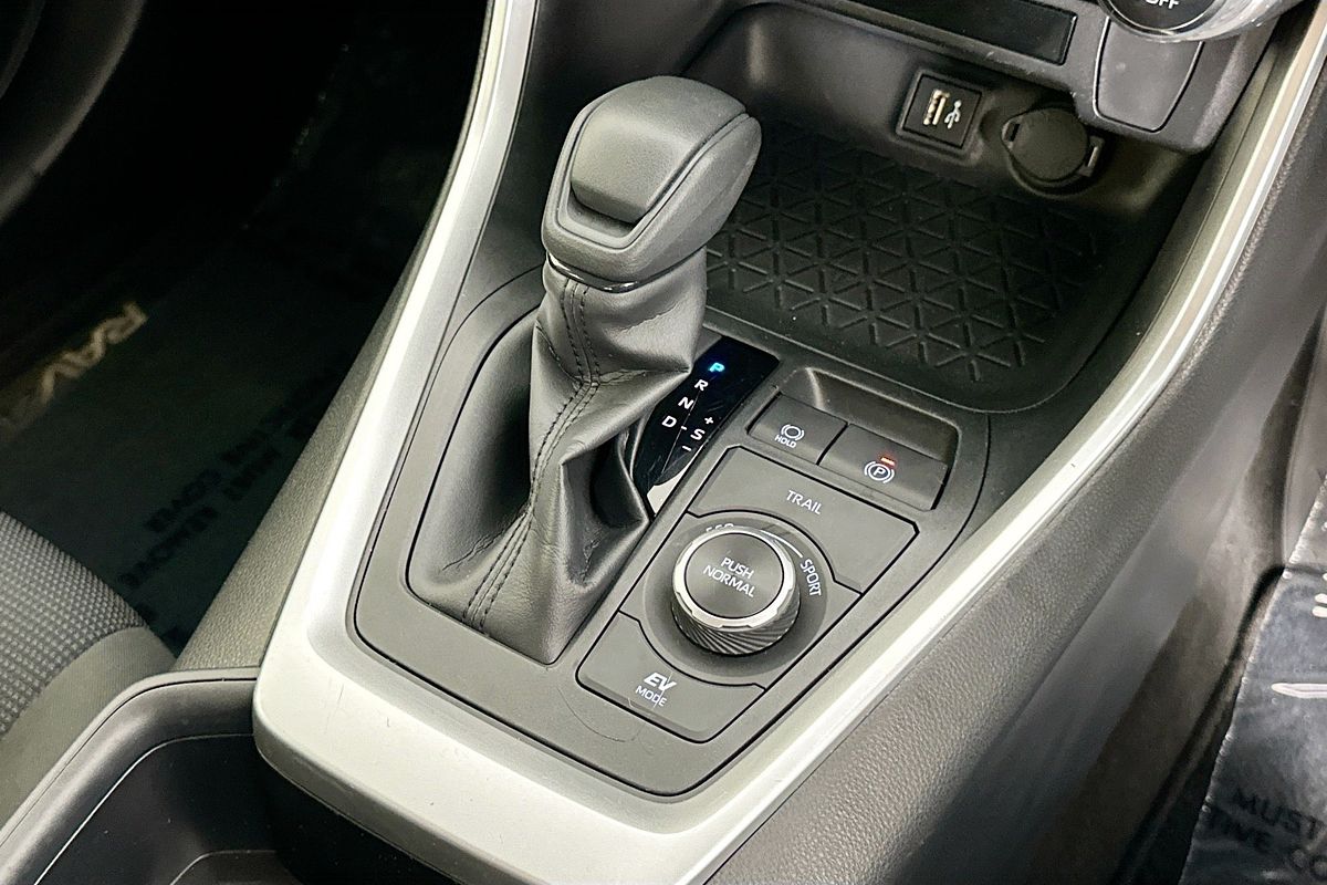 2024 Toyota RAV4 GX (AWD) HYBRID AXAH54R