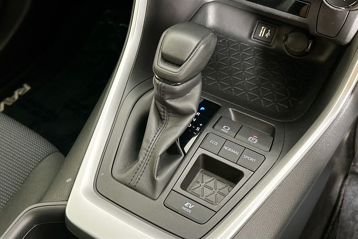 2025 Toyota RAV4 GX (2WD) HYBRID AXAH52R