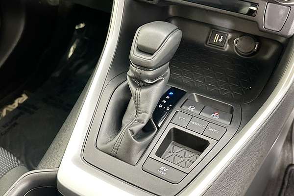 2024 Toyota RAV4 GX (2WD) HYBRID AXAH52R