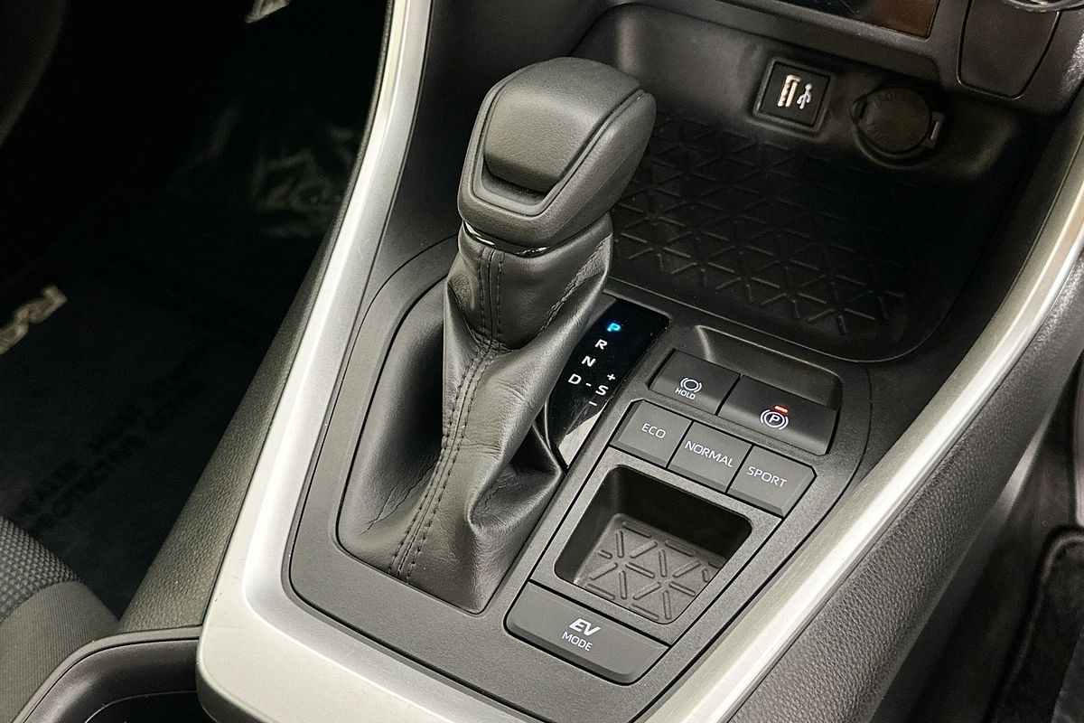 2025 Toyota RAV4 GX (2WD) HYBRID AXAH52R