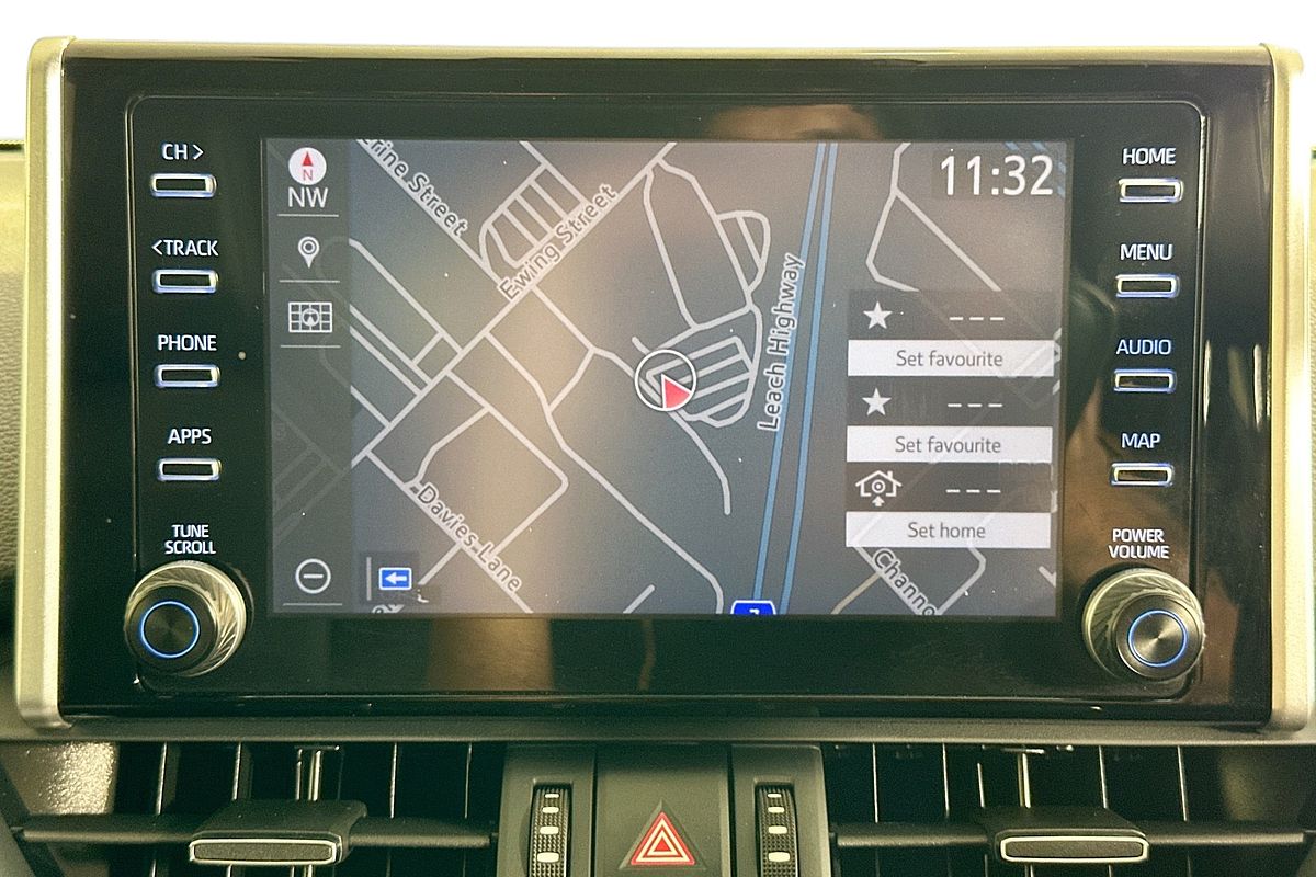 2022 Toyota RAV4 XSE (2WD) HYBRID AXAH52R