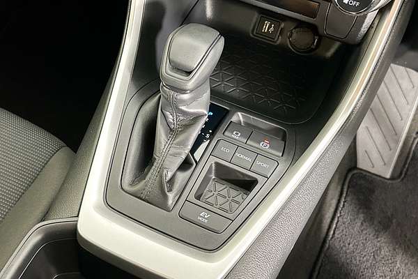 2024 Toyota RAV4 GX (2WD) HYBRID AXAH52R