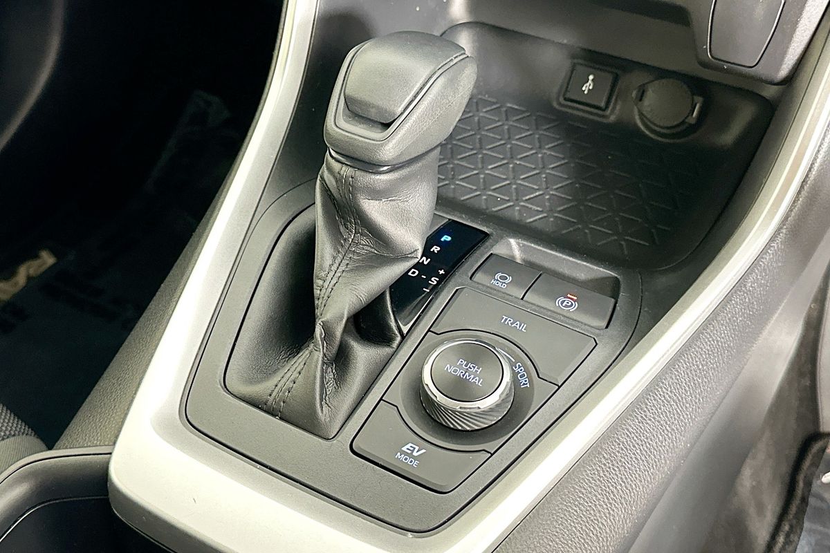 2022 Toyota RAV4 GX (AWD) HYBRID AXAH54R