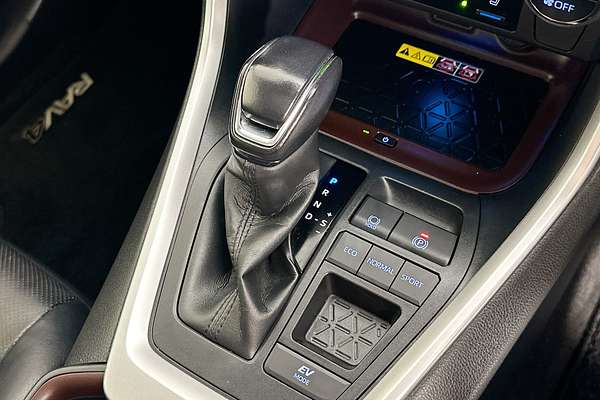 2022 Toyota RAV4 CRUISER (2WD) HYBRID AXAH52R