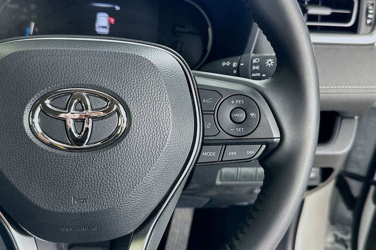 2025 Toyota RAV4 GX (2WD) HYBRID AXAH52R