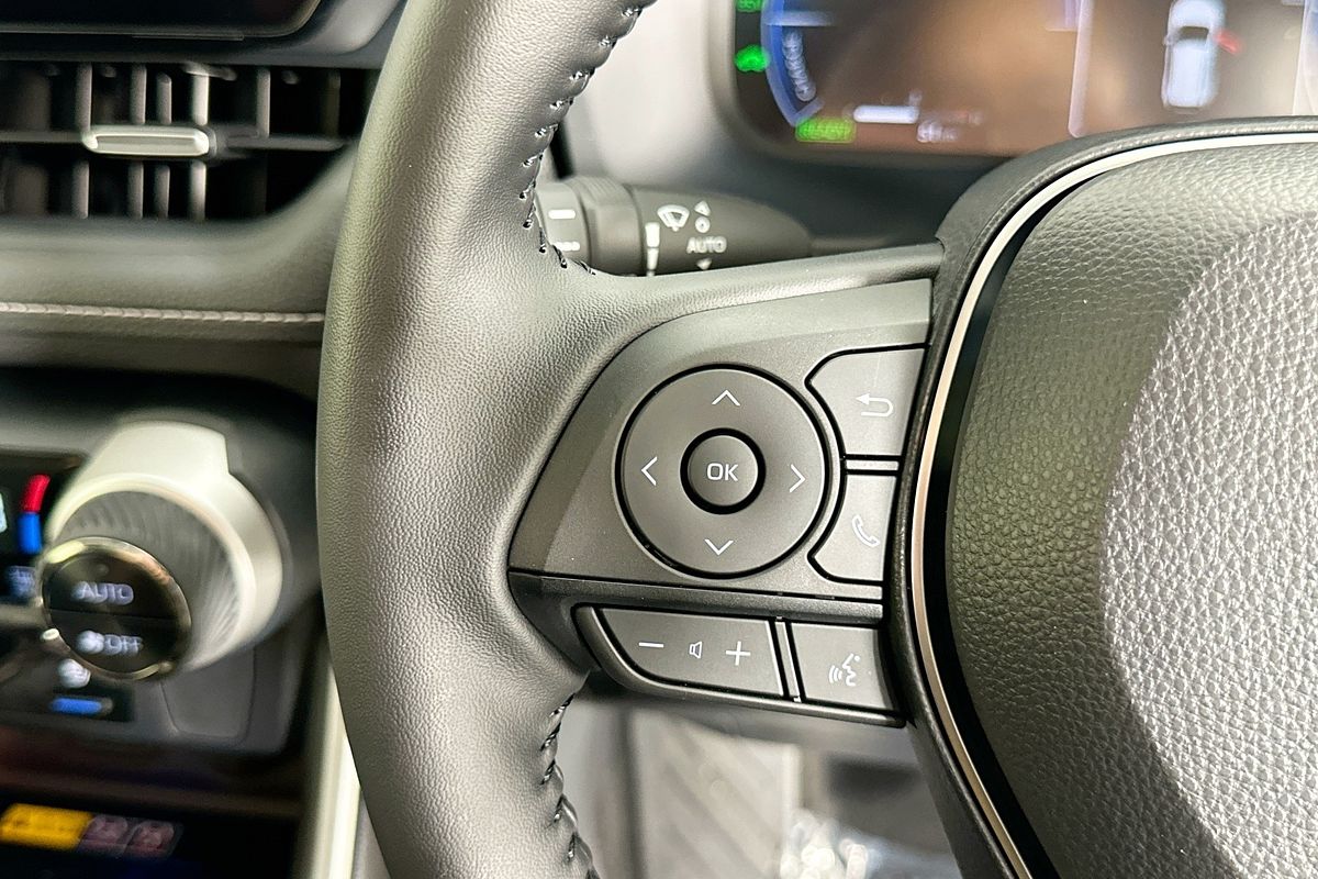 2025 Toyota RAV4 CRUISER (2WD) HYBRID AXAH52R