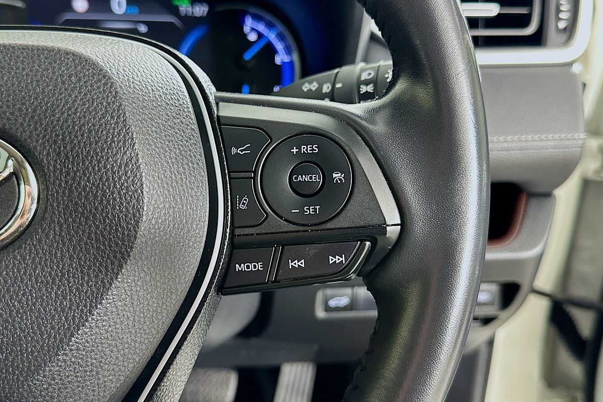 2020 Toyota RAV4 CRUISER (2WD) HYBRID AXAH52R