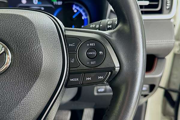 2020 Toyota RAV4 CRUISER (2WD) HYBRID AXAH52R