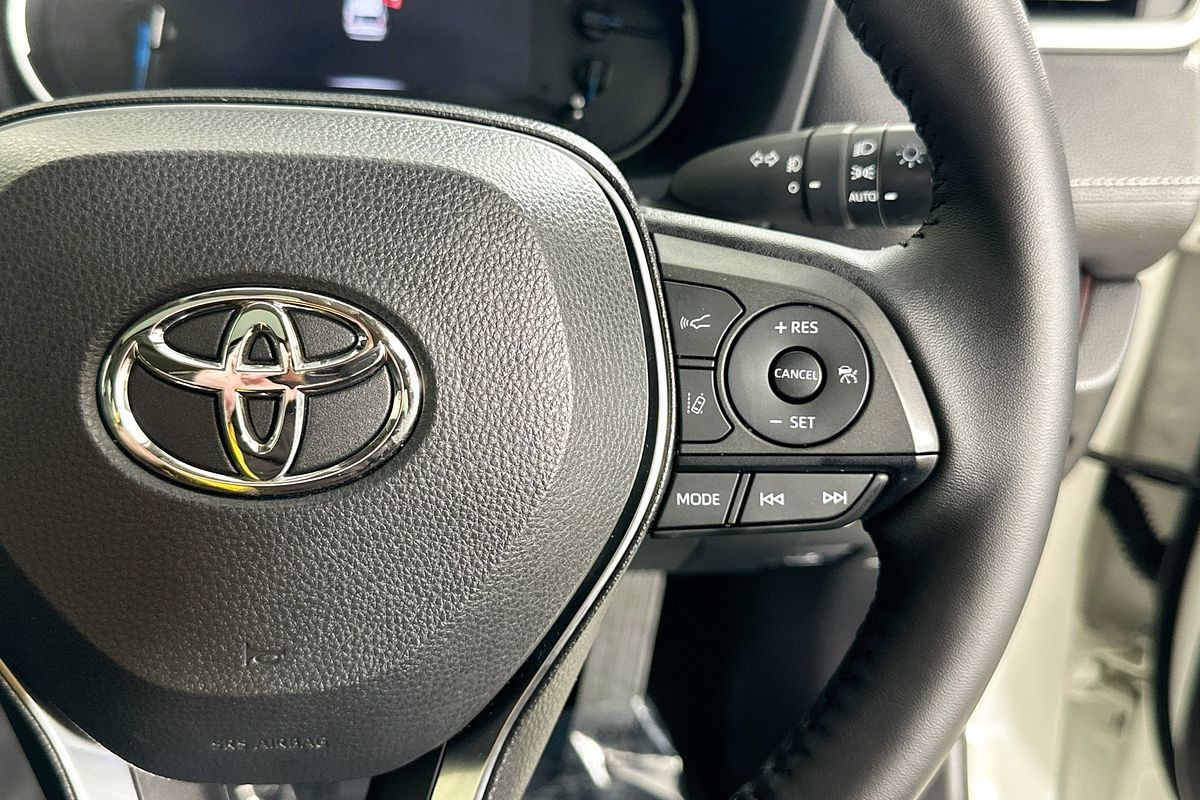 2021 Toyota RAV4 CRUISER (2WD) HYBRID AXAH52R