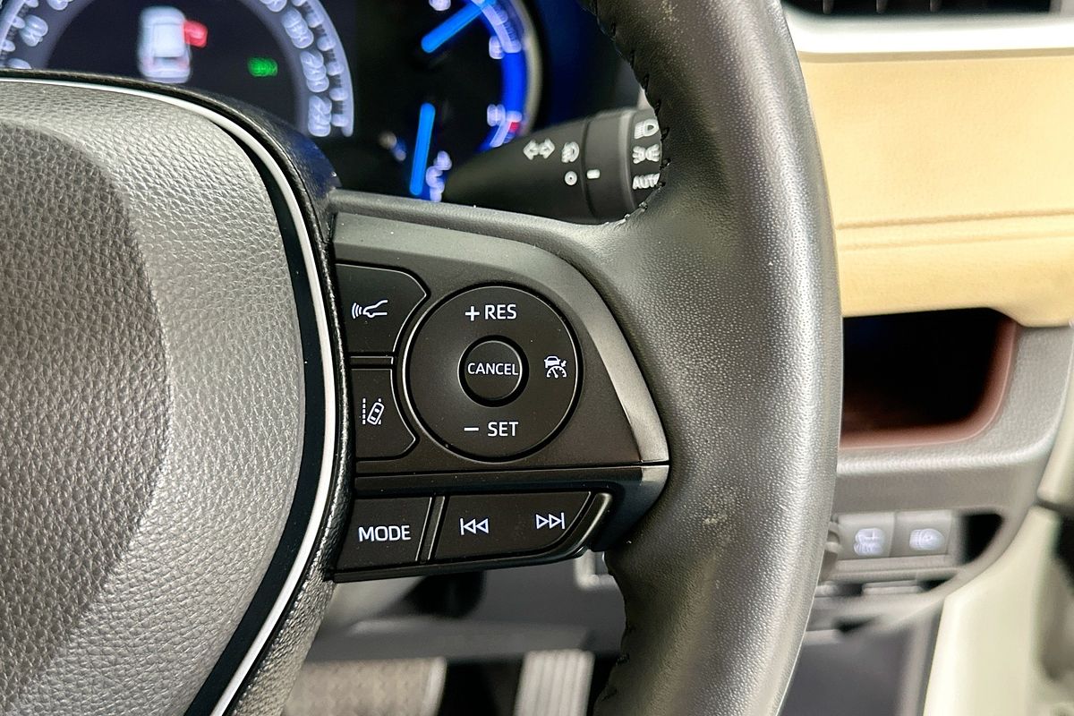 2019 Toyota RAV4 CRUISER (2WD) HYBRID AXAH52R