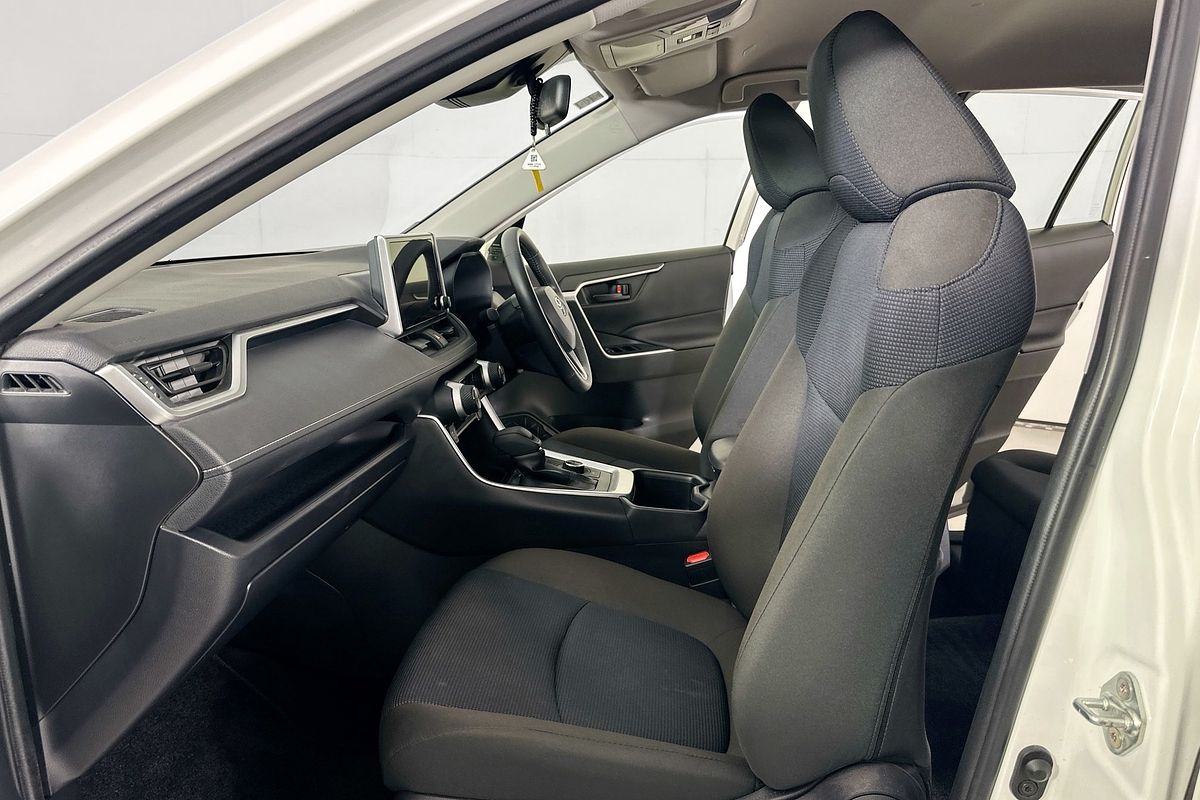 2024 Toyota RAV4 GX (AWD) HYBRID AXAH54R
