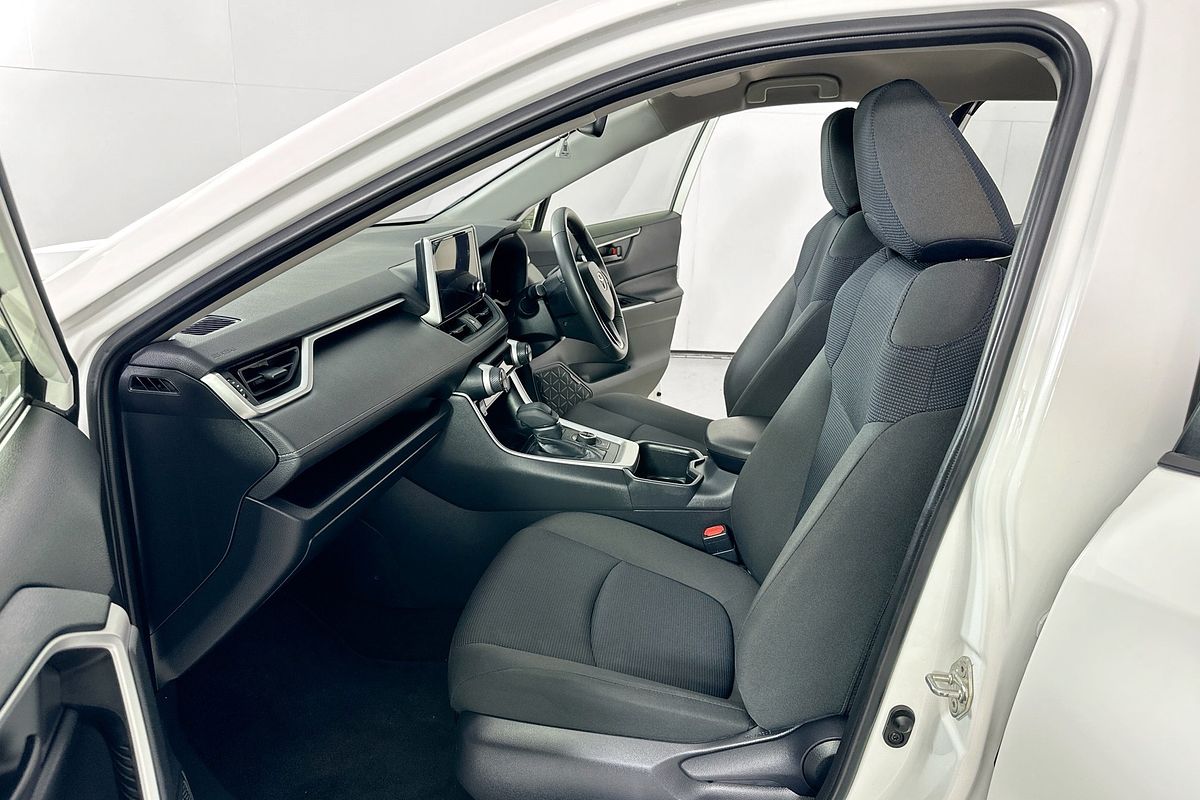 2024 Toyota RAV4 GX (AWD) HYBRID AXAH54R