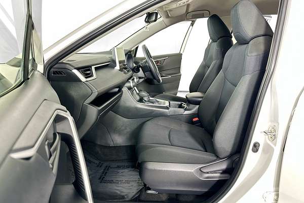 2024 Toyota RAV4 GX (AWD) HYBRID AXAH54R