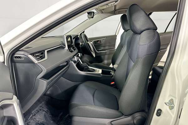 2025 Toyota RAV4 GX (2WD) HYBRID AXAH52R