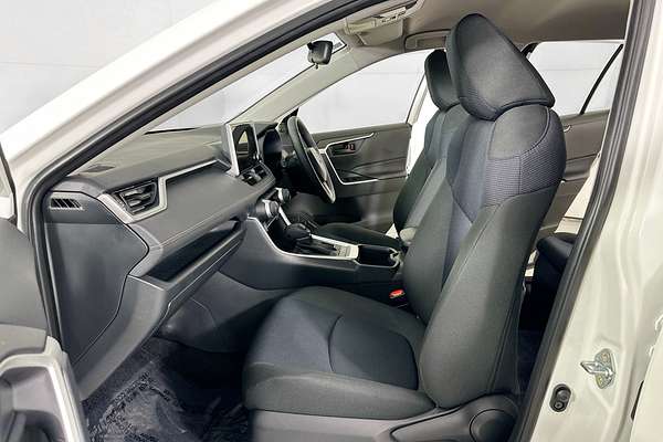 2025 Toyota RAV4 GX (2WD) HYBRID AXAH52R