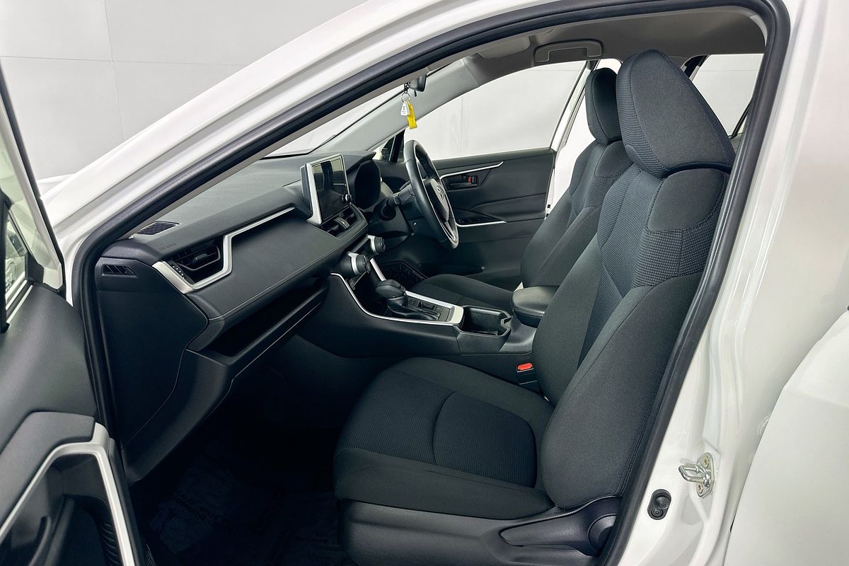 2024 Toyota RAV4 GX (2WD) HYBRID AXAH52R