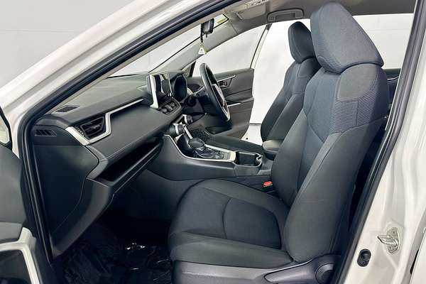 2024 Toyota RAV4 GX (2WD) HYBRID AXAH52R