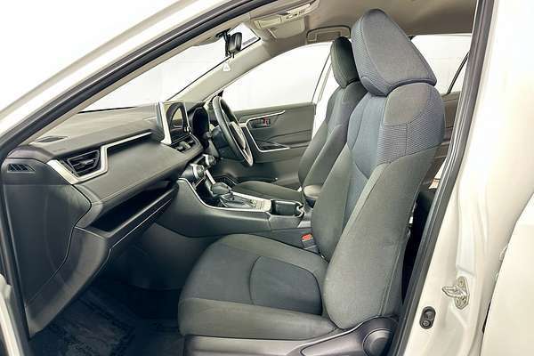 2025 Toyota RAV4 GX (2WD) HYBRID AXAH52R