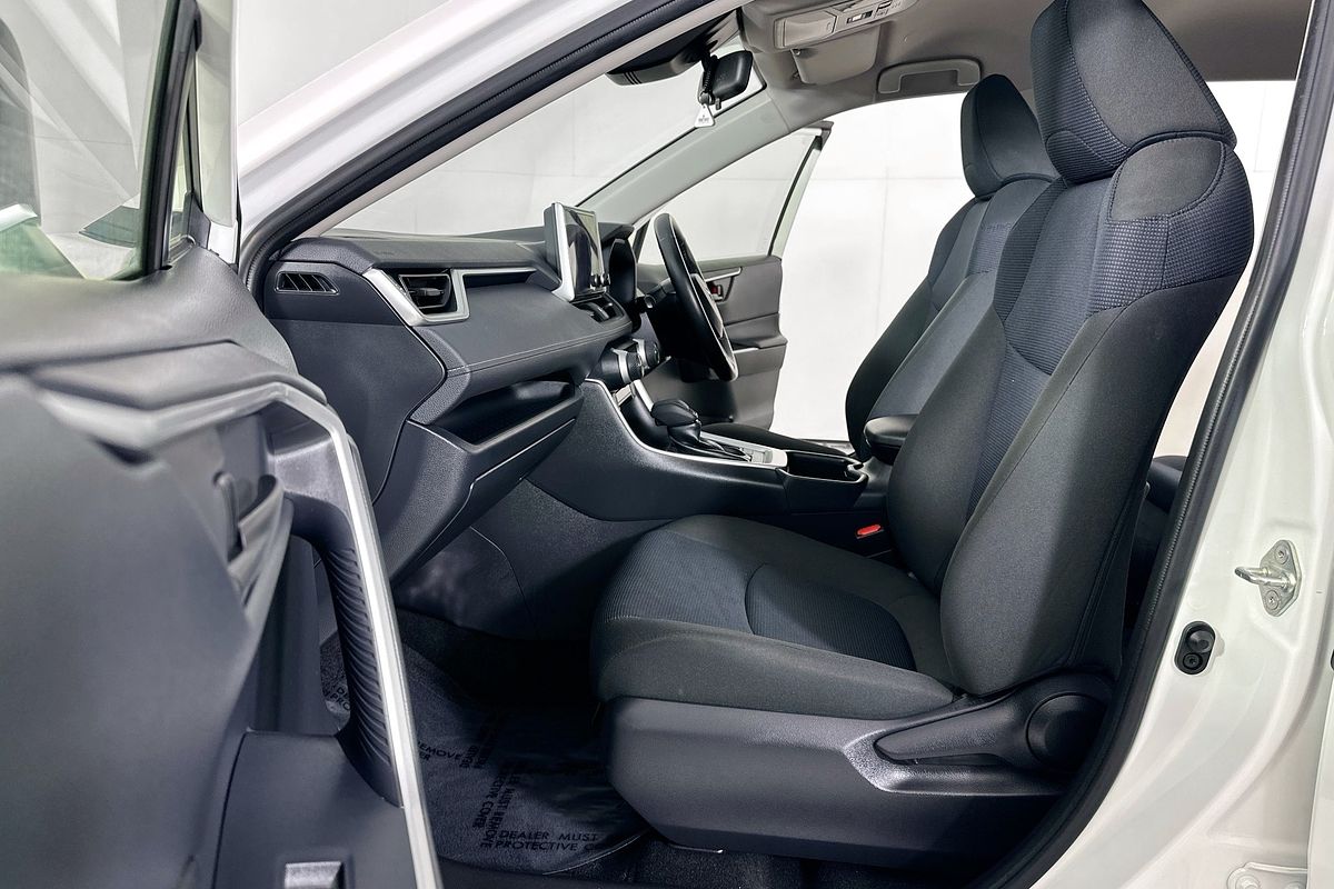 2024 Toyota RAV4 GX (2WD) HYBRID AXAH52R