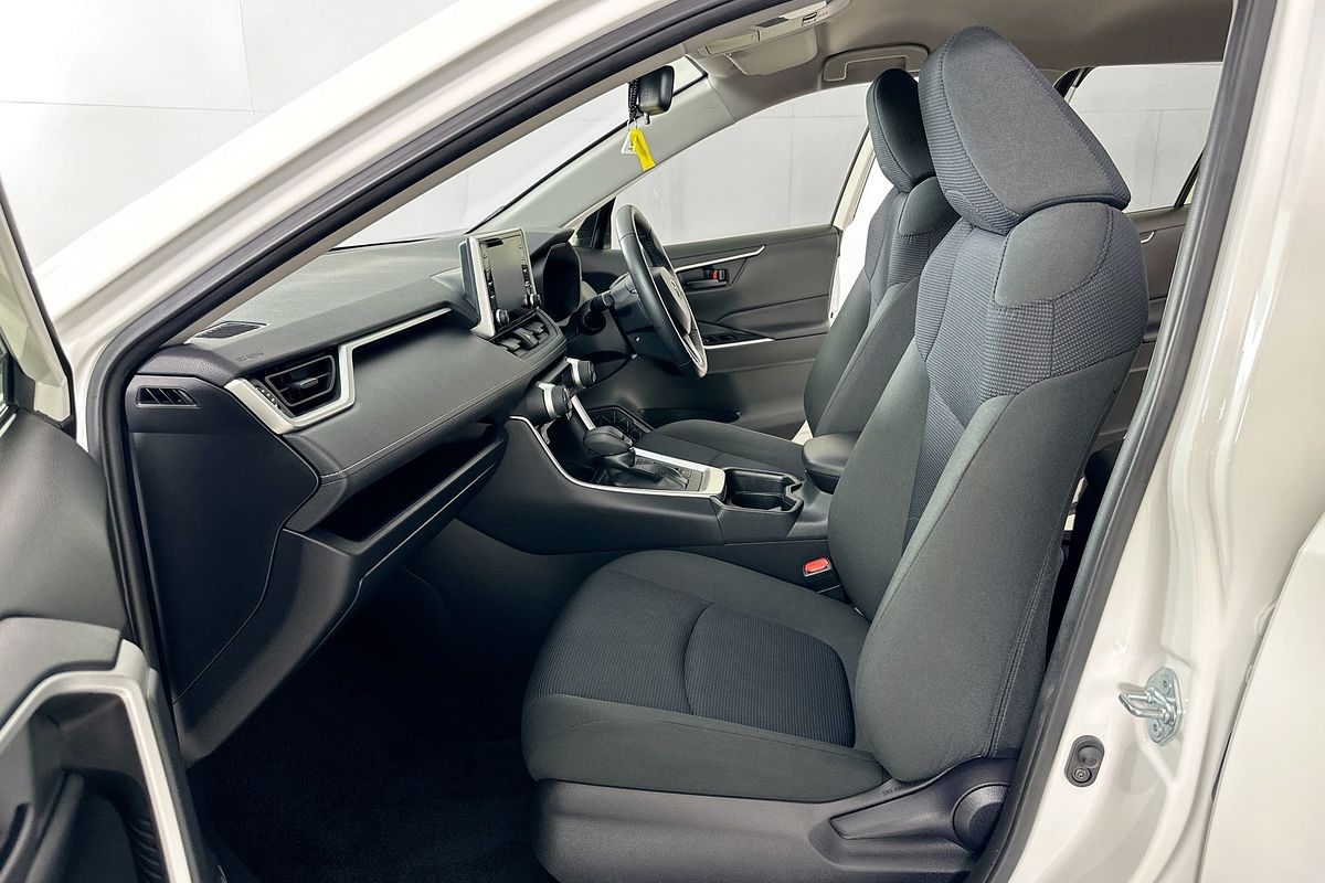 2021 Toyota RAV4 GX (2WD) HYBRID AXAH52R