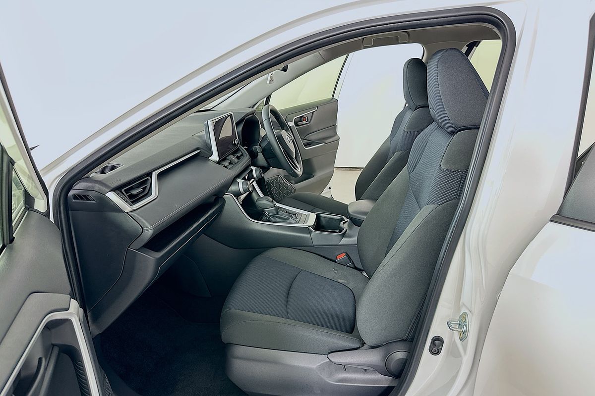 2025 Toyota RAV4 GX (2WD) HYBRID AXAH52R