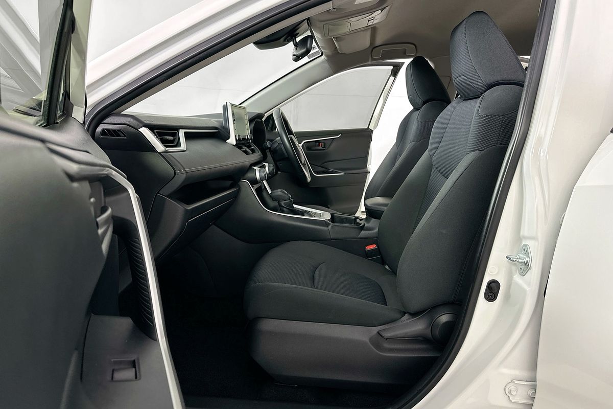 2021 Toyota RAV4 GX (2WD) HYBRID AXAH52R