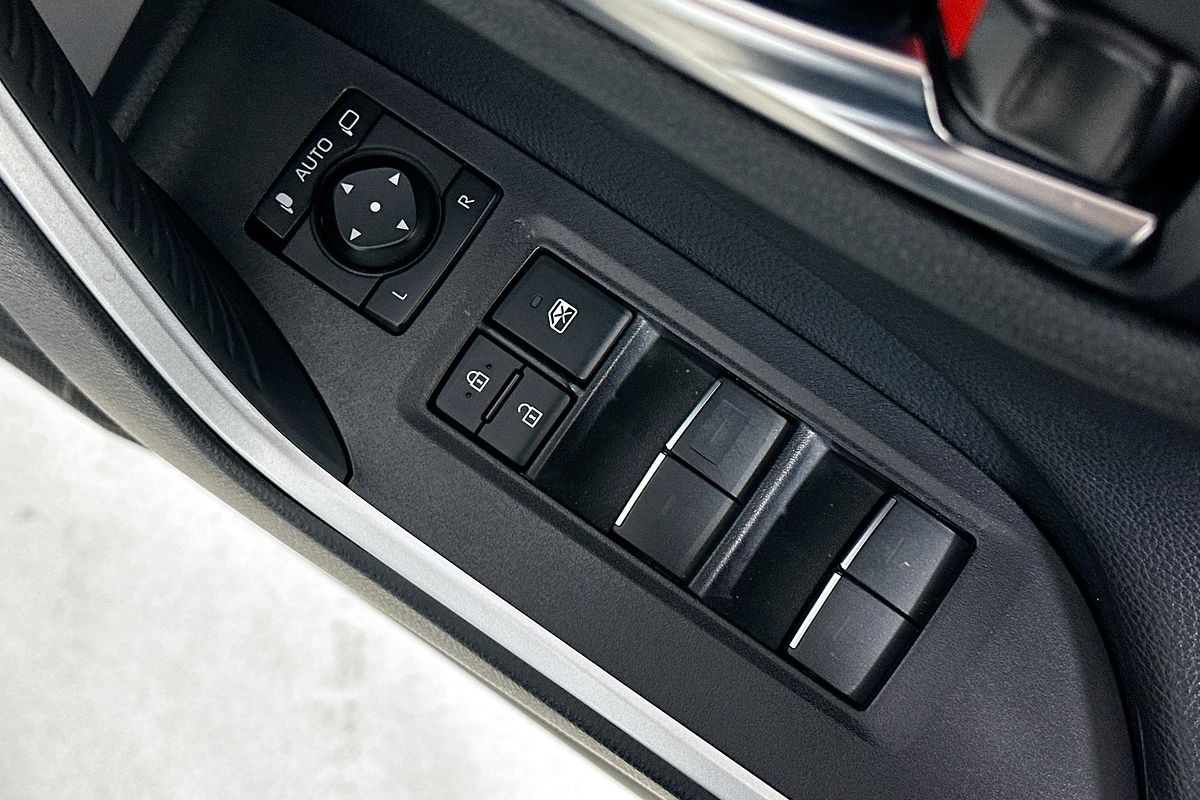 2025 Toyota RAV4 CRUISER (2WD) HYBRID AXAH52R