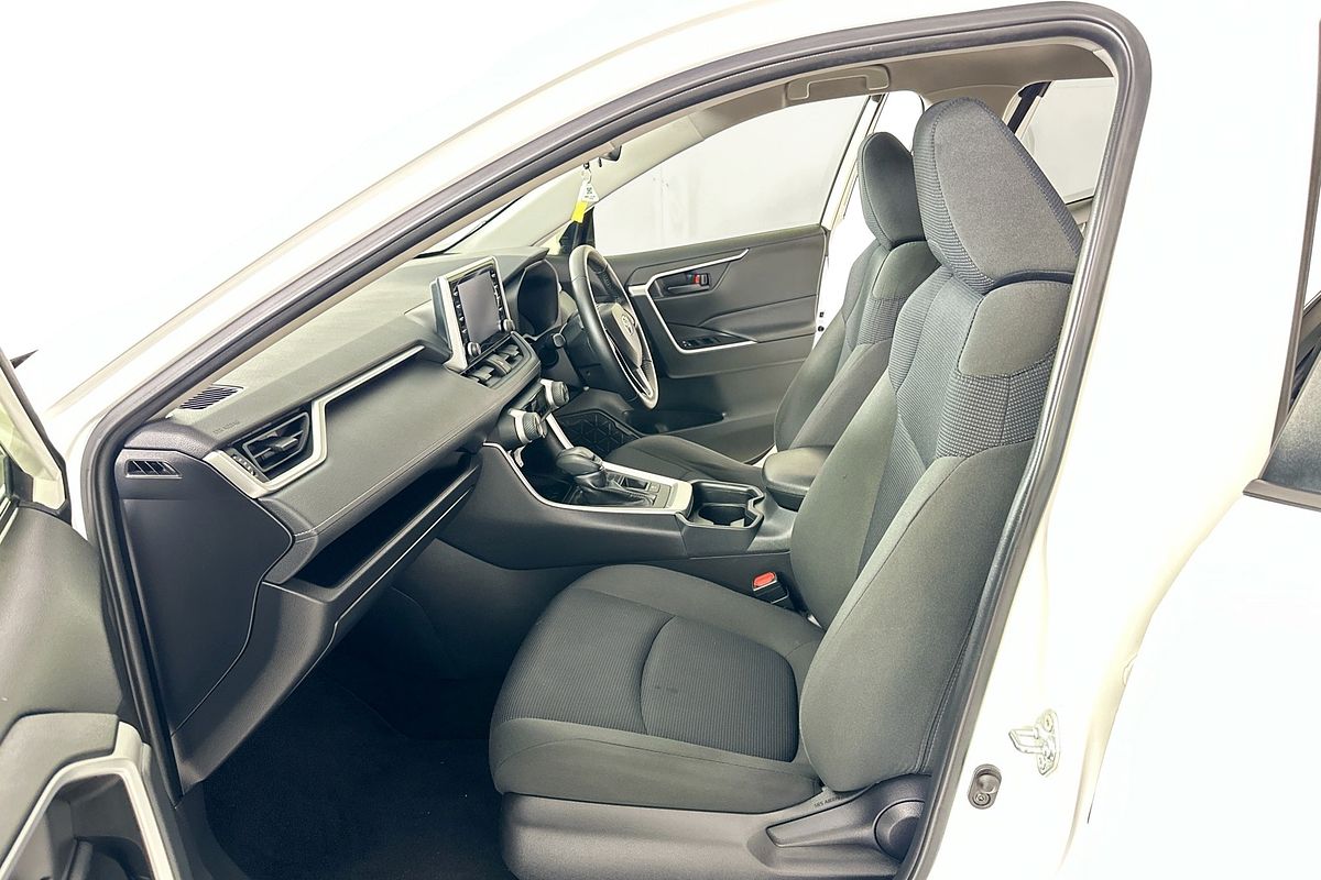 2021 Toyota RAV4 GX (2WD) HYBRID AXAH52R