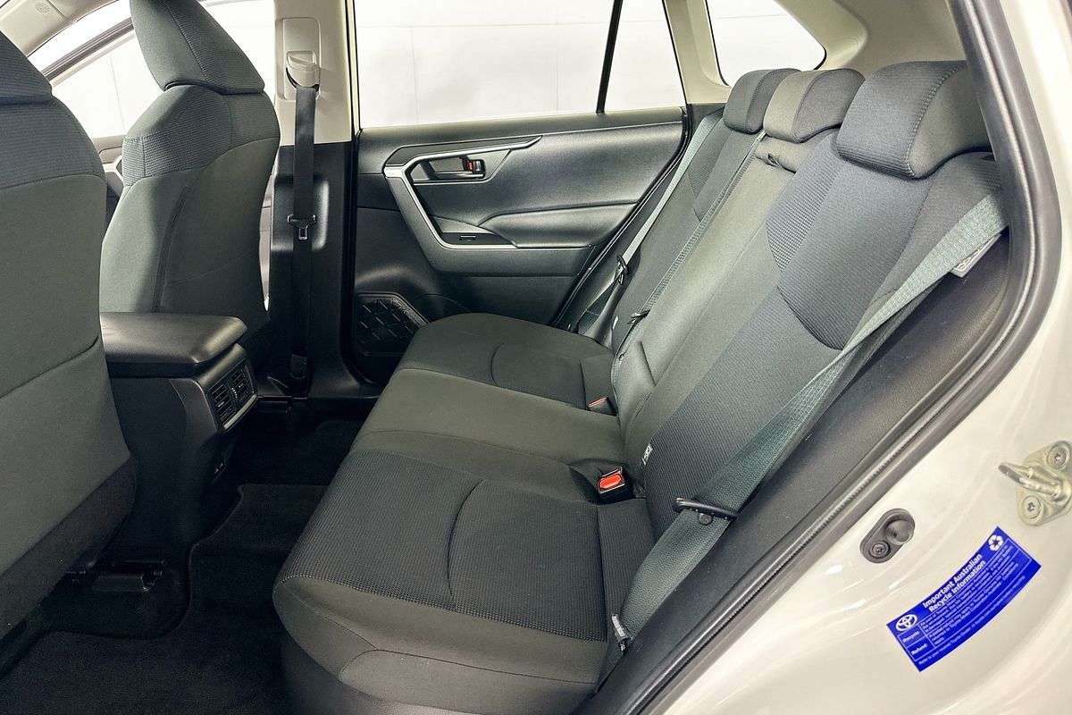 2024 Toyota RAV4 GX (2WD) HYBRID AXAH52R