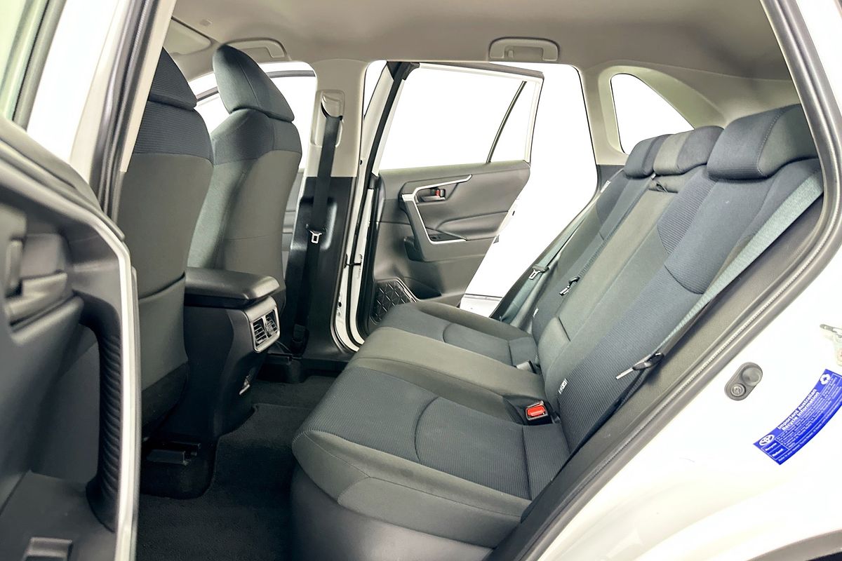 2024 Toyota RAV4 GX (AWD) HYBRID AXAH54R