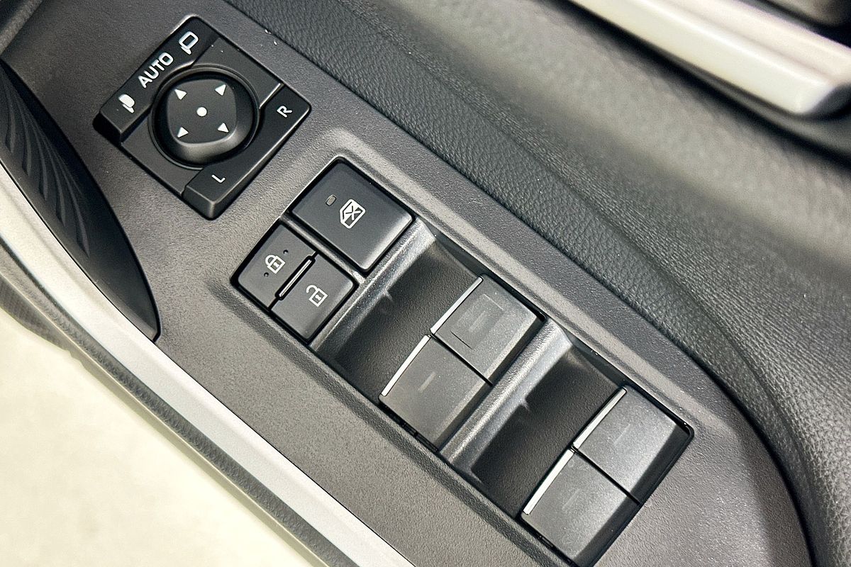 2025 Toyota RAV4 CRUISER (2WD) HYBRID AXAH52R