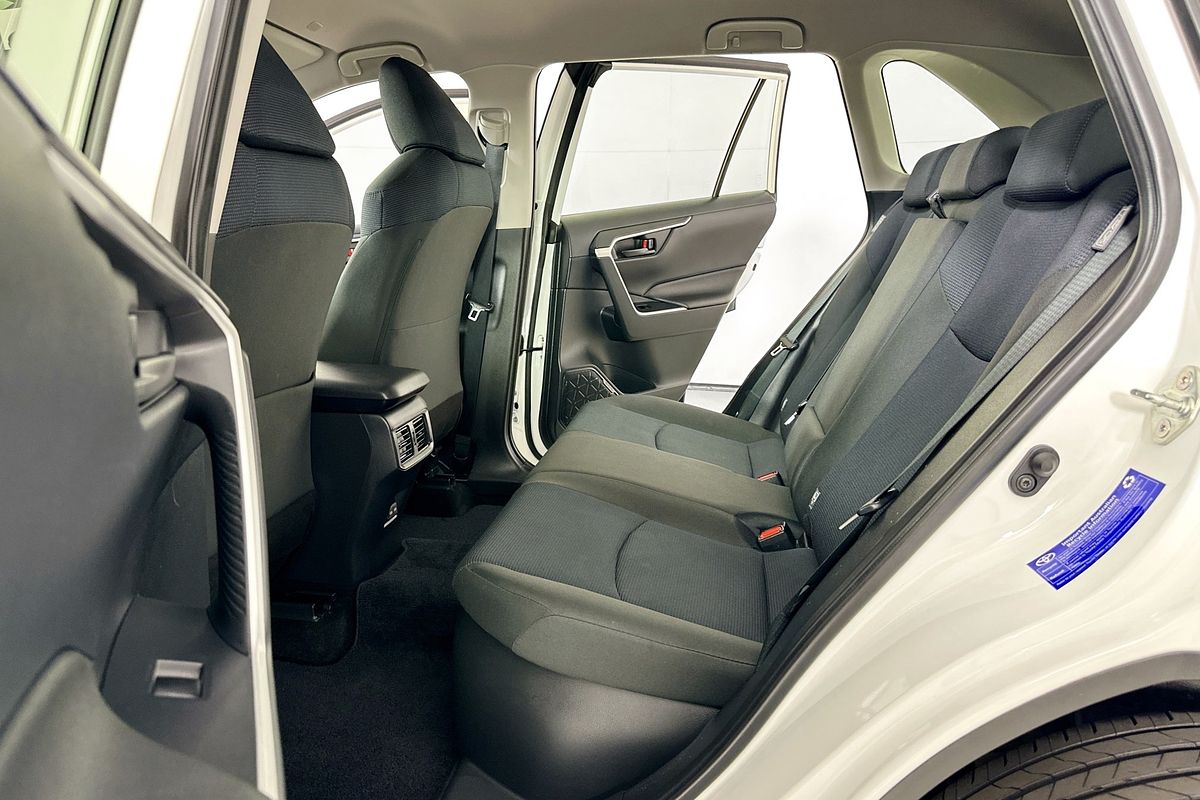 2024 Toyota RAV4 GX (2WD) HYBRID AXAH52R