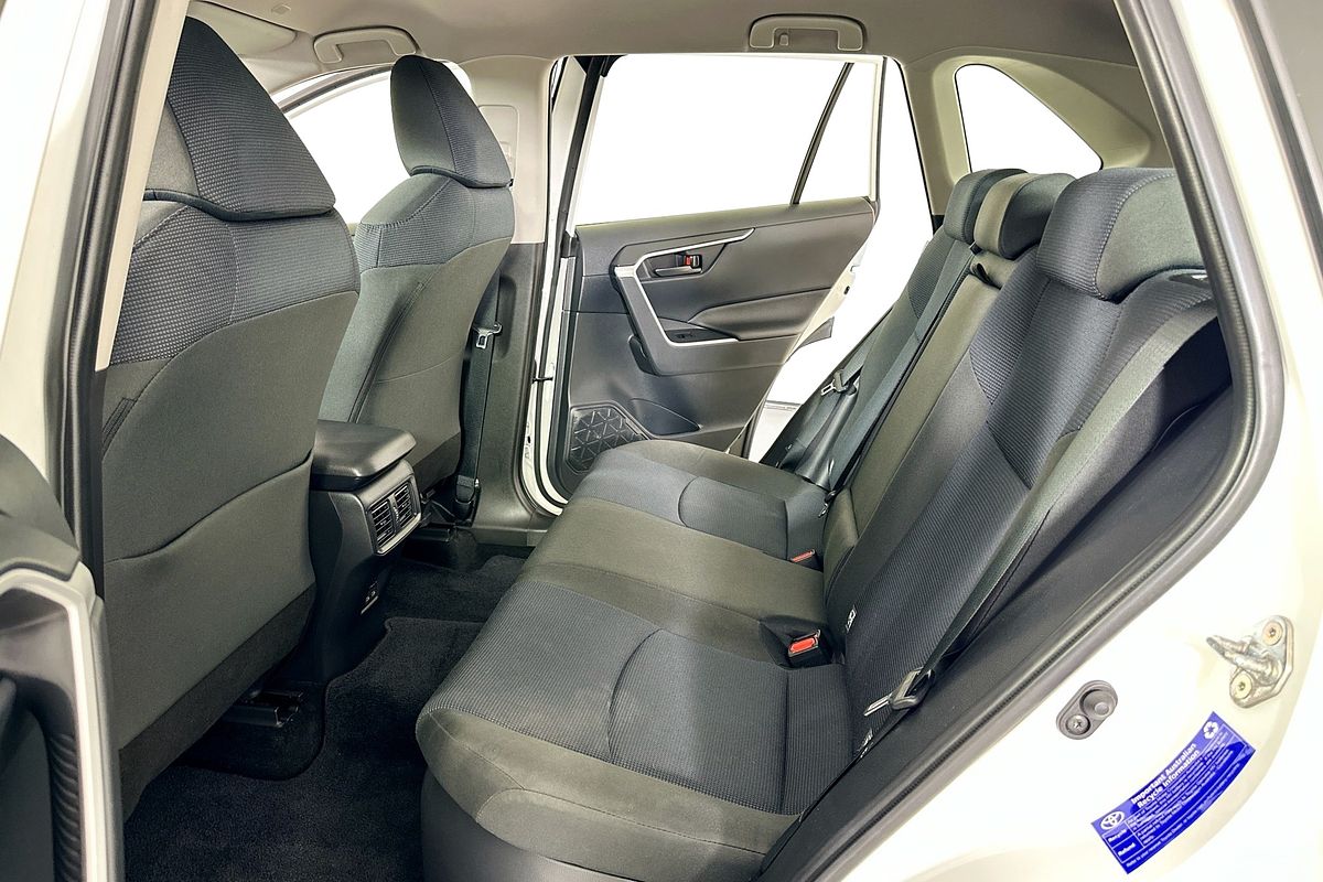 2024 Toyota RAV4 GX (2WD) HYBRID AXAH52R