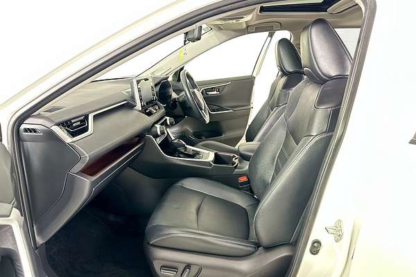 2022 Toyota RAV4 CRUISER (2WD) HYBRID AXAH52R